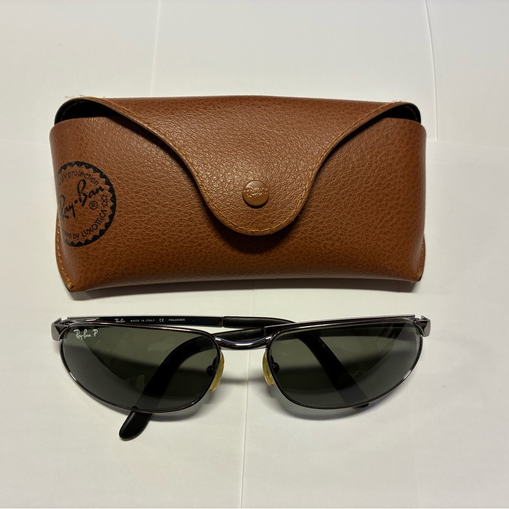 Ray-Ban Black Sunglasses with Case made in Italy